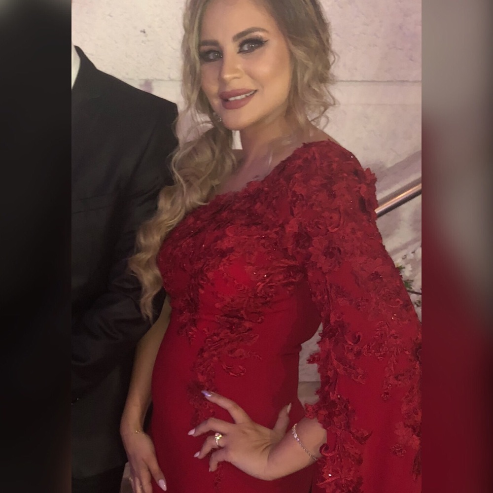 tarik ediz red gown